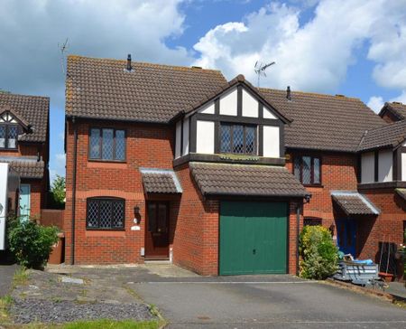 3 bedroom detached house to rent - Photo 2