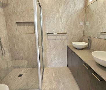 Tranquil Private Haven in Marigold Estate! - Photo 5