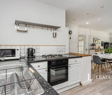 5 bedroom detached house to rent - Photo 5