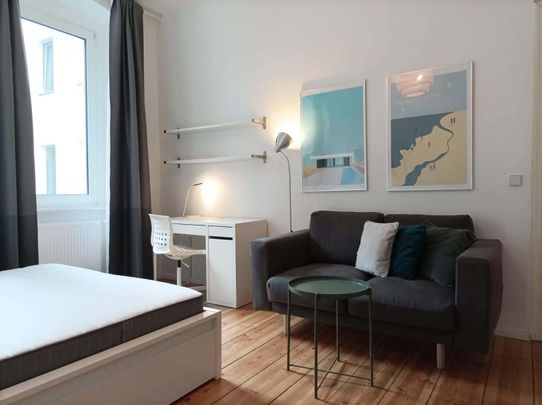 Beautiful 2 rooms flat in Neukölln - Photo 1