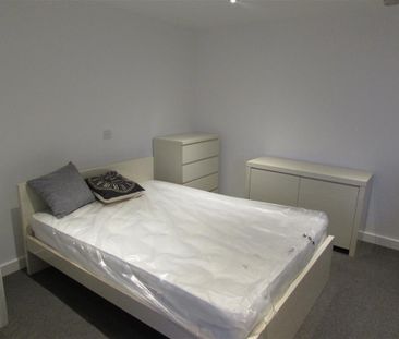 Wisbech, Orange Grove - Photo 2