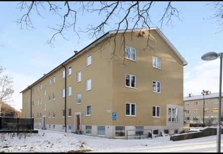 Spritsvägen, Sköndal - Photo 2