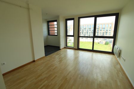 Location Appartement 3 pièces 54m² - Photo 2