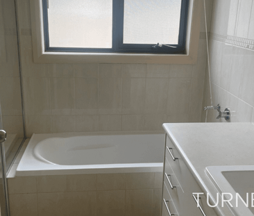 Perfect family home - Photo 6