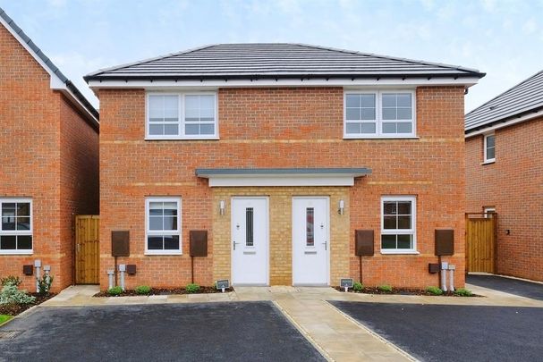 2 bedroom semi-detached house to rent - Photo 1