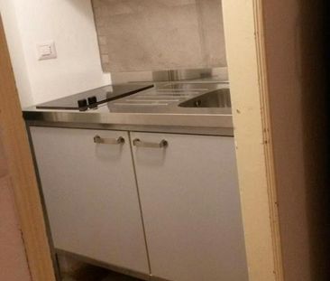 Piccolo monolocale in centro storico a VImercate - Photo 4