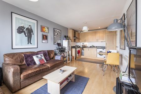 2 bedroom apartment to rent - Photo 2