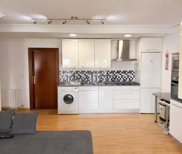 Alquiler de piso en Calle de Silvestre Ochoa - Photo 3