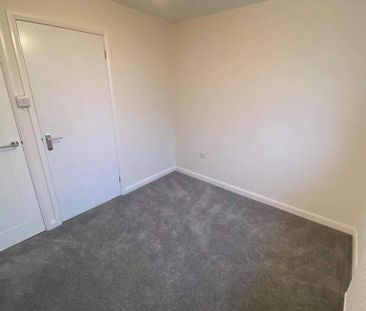 3 bedroom detached bungalow to rent - Photo 5