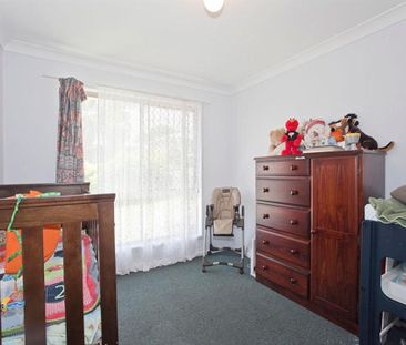 Spacious Home in Quiet Cul-De-Sac - Photo 5