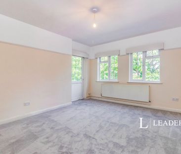 2 bedroom apartment to rent Rylton House, Hersham Road, Walton-on-T... - Photo 5