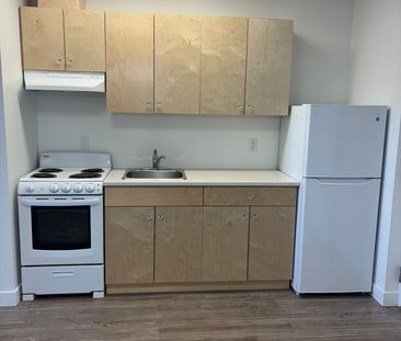 For Lease - 50 Scott Street Unit# 212, St. Thomas, Ontario - Photo 1
