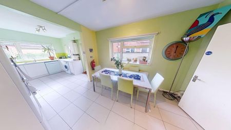 5 bedroom semi-detached house to rent - Photo 4