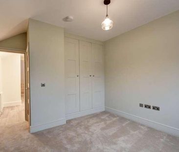 St. James's House, Harlow Moor Drive, Harrogate, North Yorkshire, HG2 - Photo 3