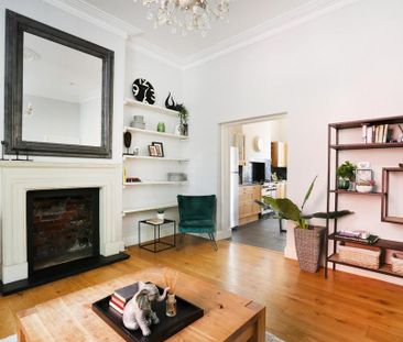 3 bedroom flat to rent - Photo 3