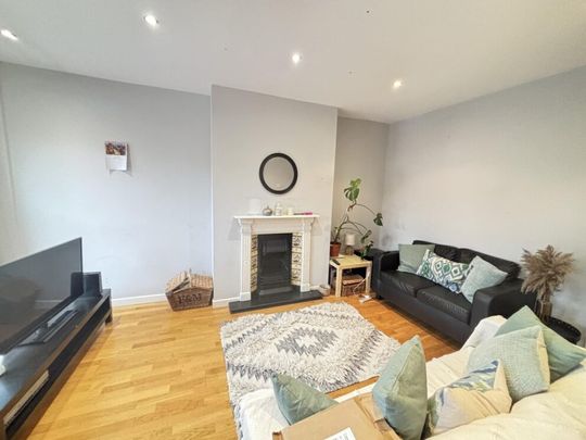 3 Knowle Mount, Leeds, LS4 2PP - Photo 1