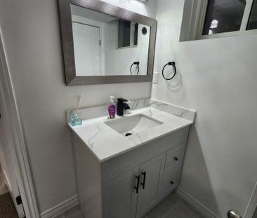 For Lease - 295 Duckworth Street Unit# #2, Barrie, Ontario - Photo 3