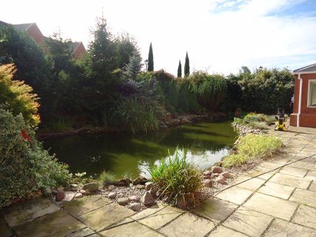 5 bedroom detached house to rent - Photo 5