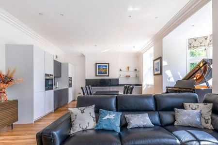 3 bedroom apartment to rent - Photo 5