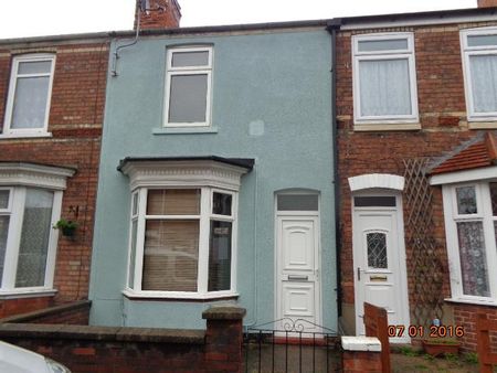 2 bedroom terraced house to rent - Photo 3