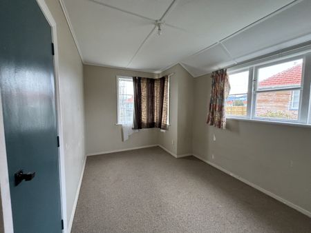 Levin - 3 Bedrooms - Photo 4