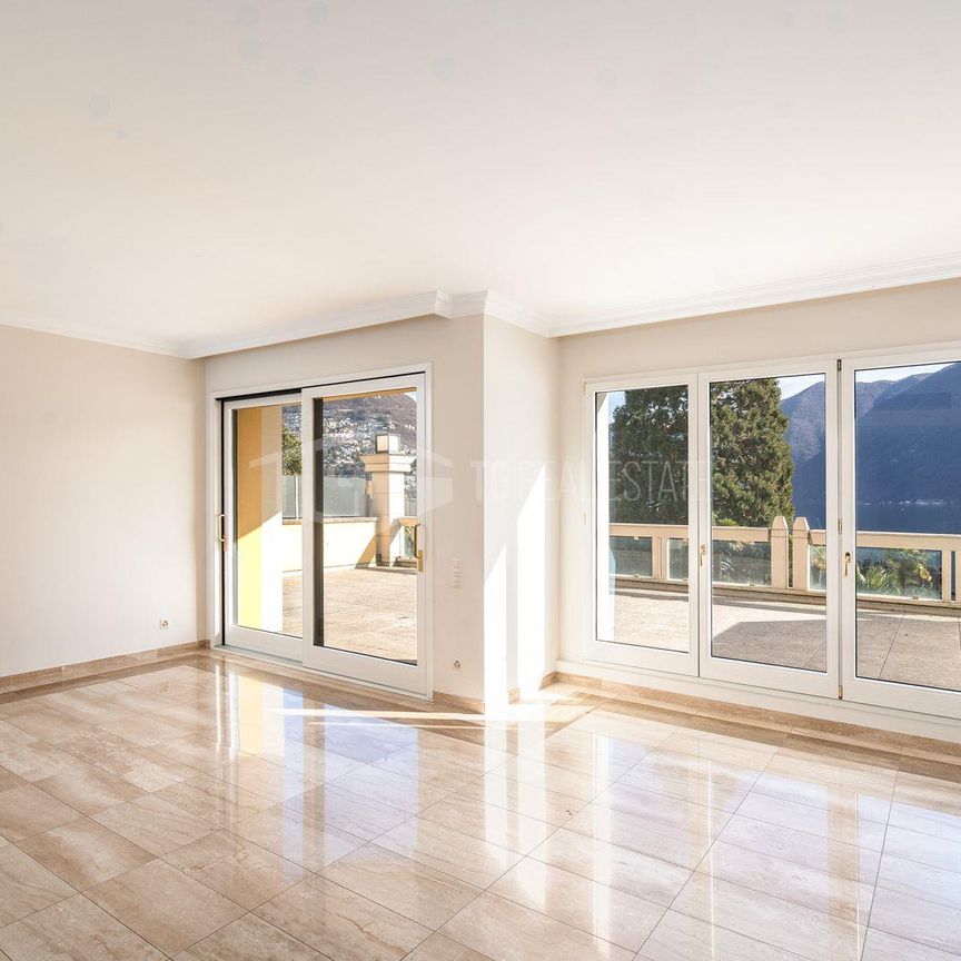 SPLENDIDO APPARTAMENTO CON GRANDE TERRAZZA E VISTA LAGO | BEAUTIFUL... - Foto 1