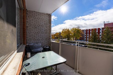 For Lease - 2485 Woking Crescent Unit# 309, Mississauga, Ontario - Photo 4