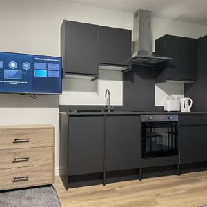 1 bedroom private hall to rent - Photo 3