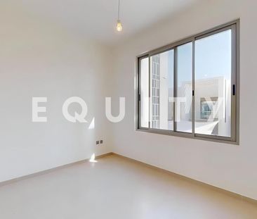 Landscaped | Prime Location | Available soon - Photo 4