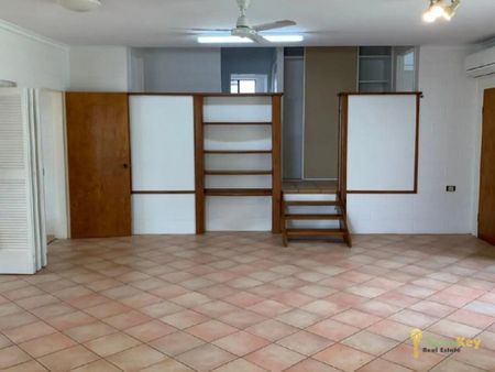 A Home & Location That Everyone Will Love!! - Photo 5