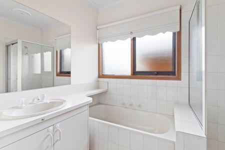 Thinking of selling? Contact our agent - Photo 4