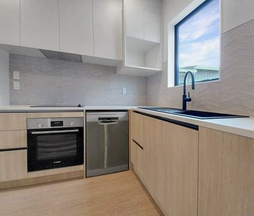 Brand new Te Atatu South home. - Photo 5