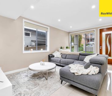 A modern home in a blue-chip neighborhood - Photo 5