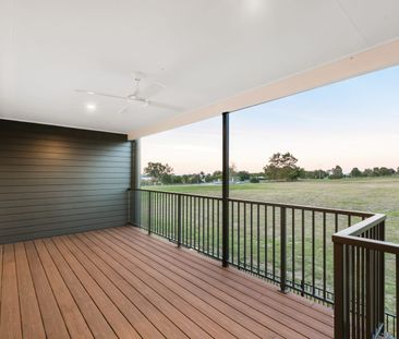 A Lifestyle of Serenity and Sophistication - Photo 1