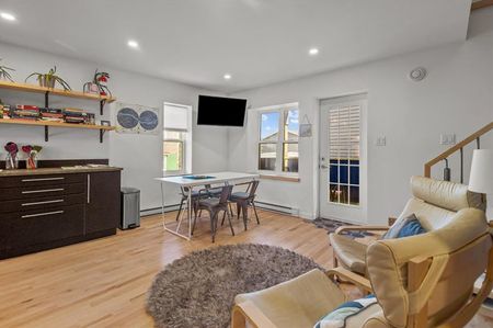 Cabot Street - Photo 3