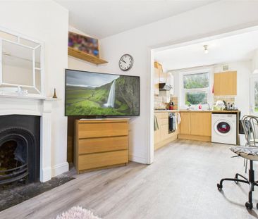 4 bedroom house to rent - Photo 1