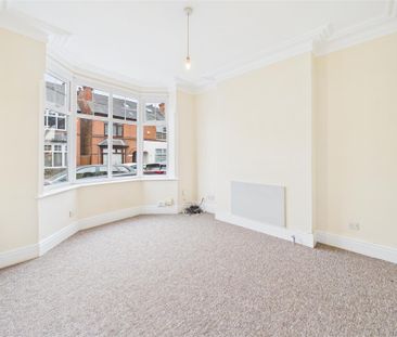 2 bedroom Semi-detached house to rent - Photo 1
