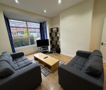 5 bedroom terraced house to rent - Photo 2