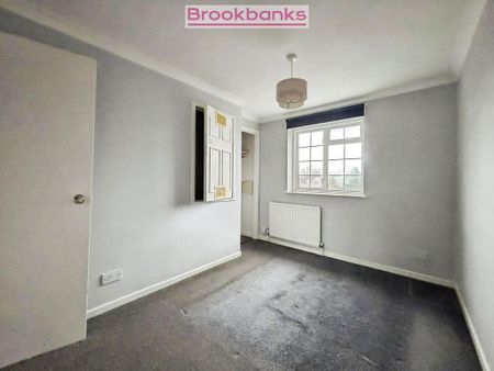 2 bedroom terraced house to rent - Photo 2