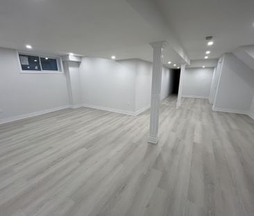 For Lease - 82 Puccini Drive, Richmond Hill, Ontario - Photo 5