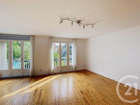 Location Appartement 3 pièces 79m² BEAUMONT 63110 - Photo 2