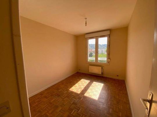 Location appartement 3 pièces 66 m² à Ampuis (69420) 4 - Photo 1