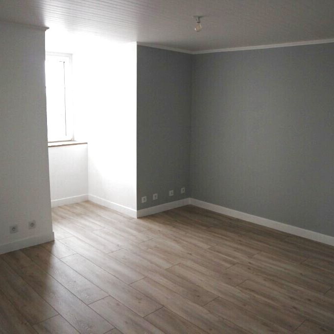 Location Appartement 2 pièces 53m² PLANCOET 22130 - Photo 1