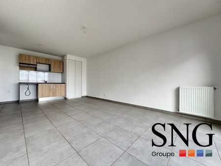 T3 AVEC BALCON + PARKING - Photo 2