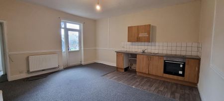 1 bedroom ground floor flat to rent - Photo 5