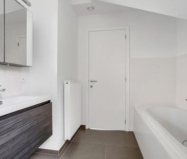 Instapklaar, energiezuinig 2 slaapkamer appartement met groot terra... - Photo 5