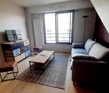 Location Appartement 1 pièce 24m² LA ROCHELLE 17000 - Photo 2