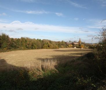 2 Bedroom Flat to Rent in Lovell Court, Irthlingborough, Northants,... - Photo 6