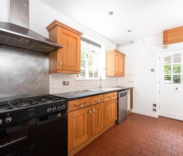 3 bedroom detached house to rent - Photo 3