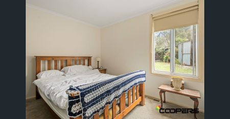 Effortless Living in a Beautifully Maintained Home - Photo 5